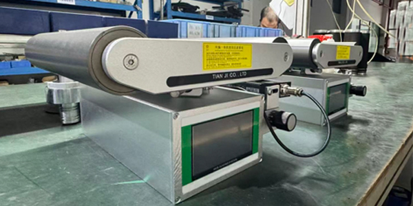 台灵15年专注复合机自动收卷纠偏器，品质更胜一筹